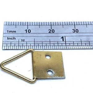 Blister 5 triangles de suspension 15mm + 10 clous