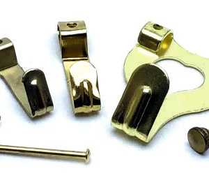 Blister de 9 crochets à tableau + 10 épingles