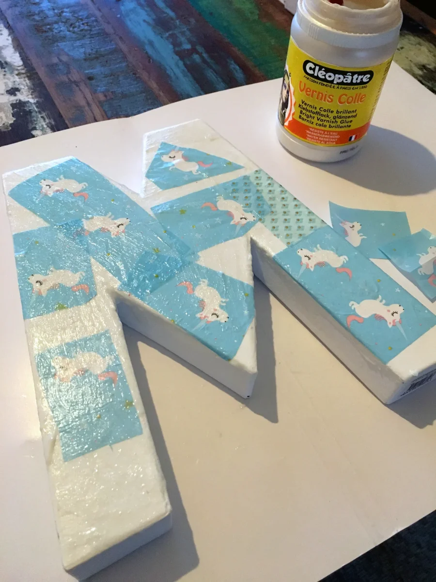 Vernis colle brillant pot 250gr – Image 6